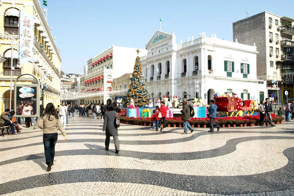 Approved Senado Square photograph for this guide